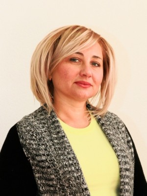 Oksana Yuriivna Yefremova