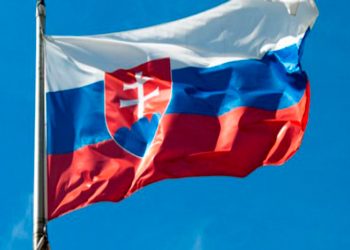 До уваги магістрів, аспірантів, постдоків та молодих науковців. Цікаві можливості у Словаччині.