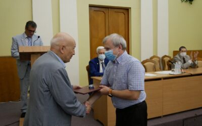 Ceremonial presentation of a diploma and a breastplate to a Corresponding Member of the National Academy of Sciences of Ukraine, Head of the Department of Physical Chemistry
