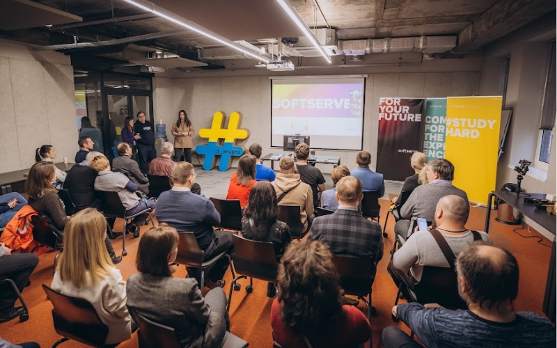 Visiting_SoftServe_400-250_3