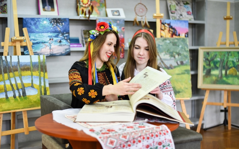 Бібліотека_ПП центр_3