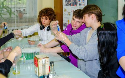 Учні хіміко-екологічного ліцею відвідали ННІ УДХТУ