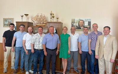 Участь науковців ННІ УДХТУ в міждисциплінарному круглому столі з імплантології