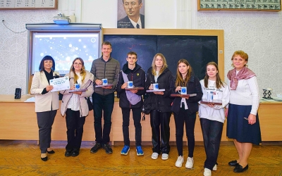 Вітаємо команду Дніпровського ліцею 130 з перемогою у Другому Хакатоні УДУНТ в номінації «За найкращий та переконливий захист»