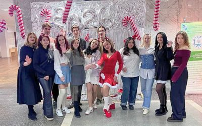 Новорічний концерт-ярмарок в ННІ УДХТУ