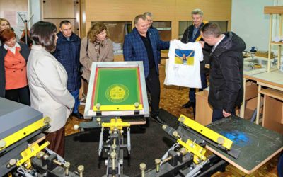 Заступник міністра освіти і науки України Микола Трофименко відвідав лабораторії ННІ УДХТУ