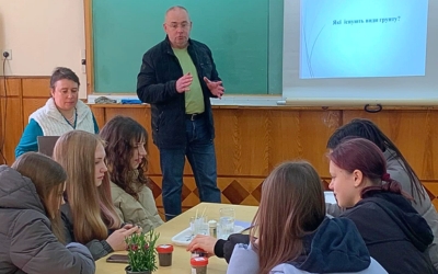 Агроквест для школярів у ННІ УДХТУ показав вплив рішень людини на життя рослин