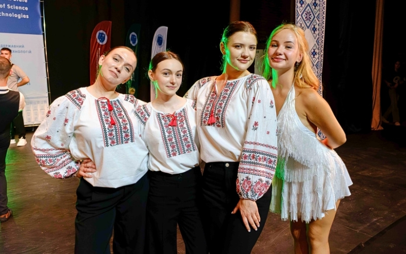 Першокурсники ННІ УДХТУ УДУНТ розпочали студентський шлях_9