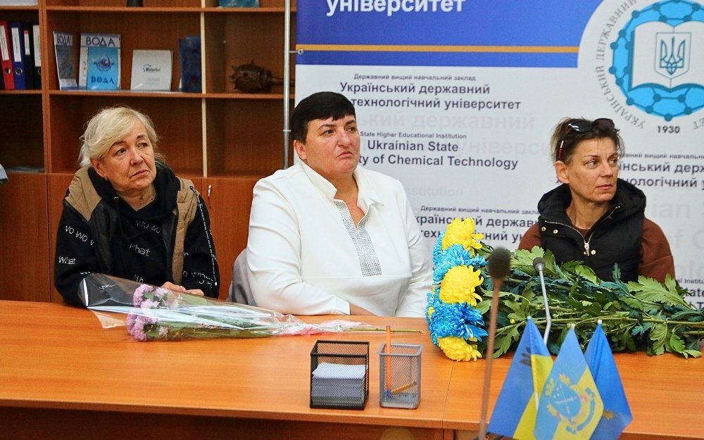 У День захисників і захисниць у ННІ УДХТУ відбулася зустріч «Серця, віддані Україні»_1