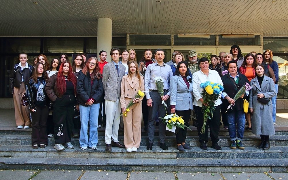 У День захисників і захисниць у ННІ УДХТУ відбулася зустріч «Серця, віддані Україні»_6
