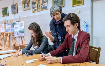 В Артпросторі ННІ УДХТУ опановували медитативне малювання Зентангл